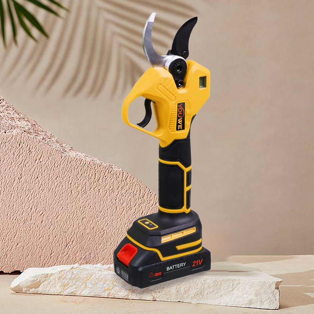 pruning-shear